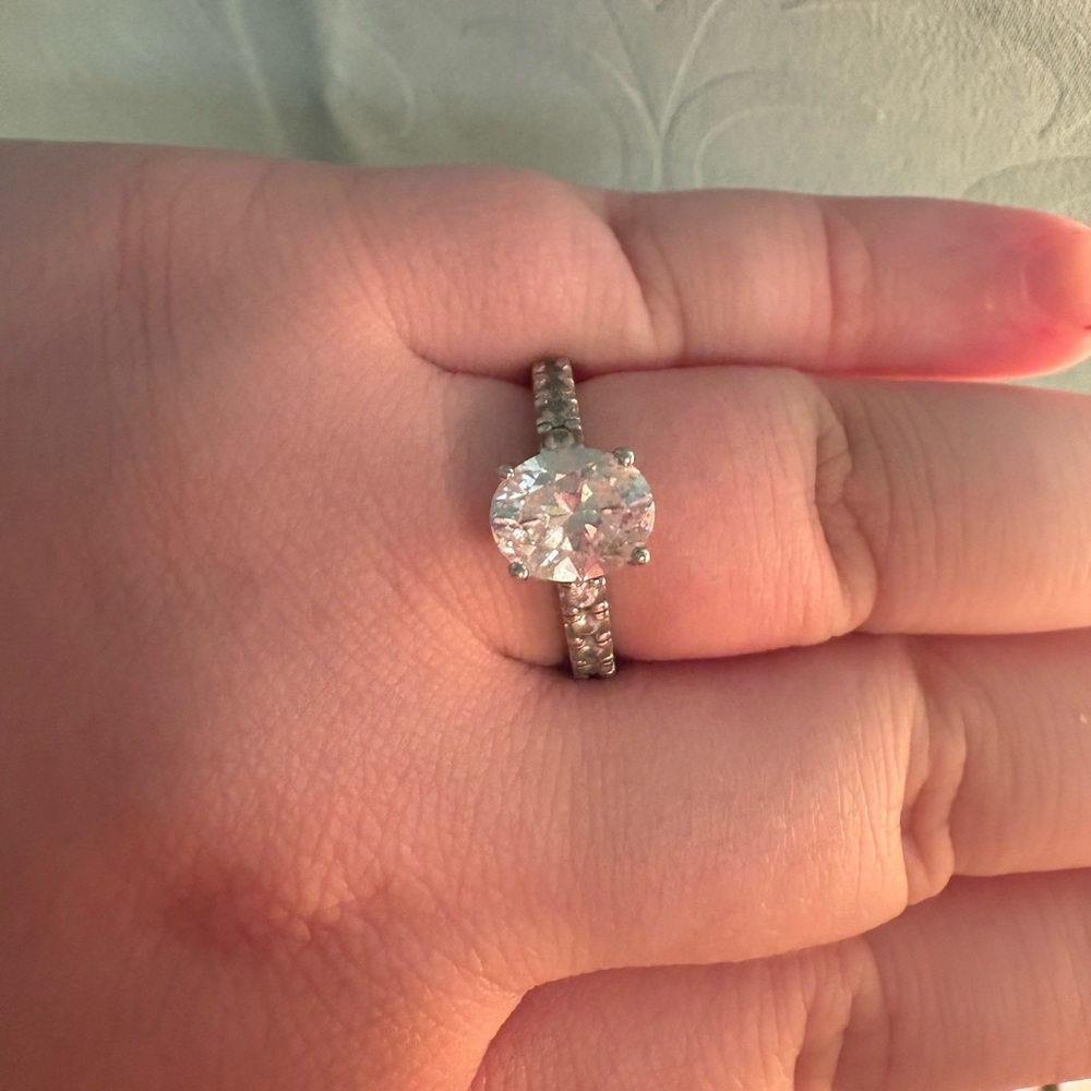 Elegant Silver Women's Ring